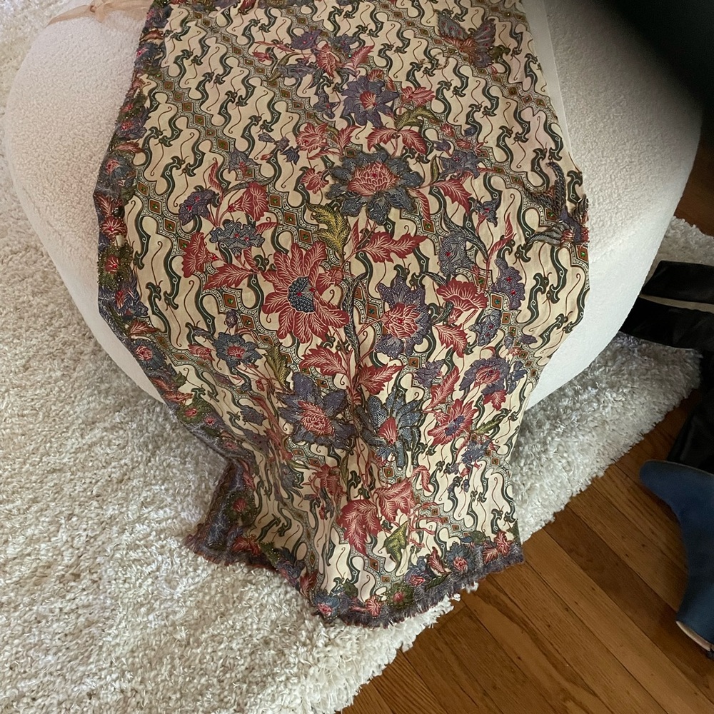 Vintage maxi skirt & bikini top.